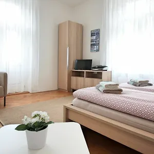 hotellátogatás