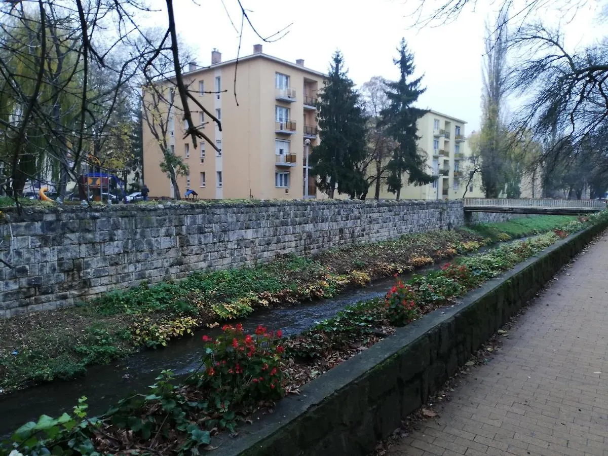 Tulip Family Apartments Eger Węgry
