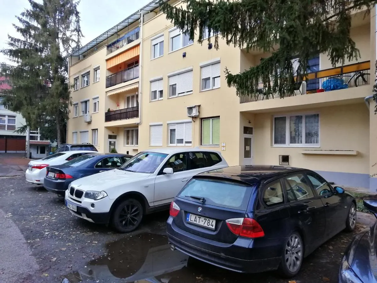 Tulip Family Apartments Eger Węgry